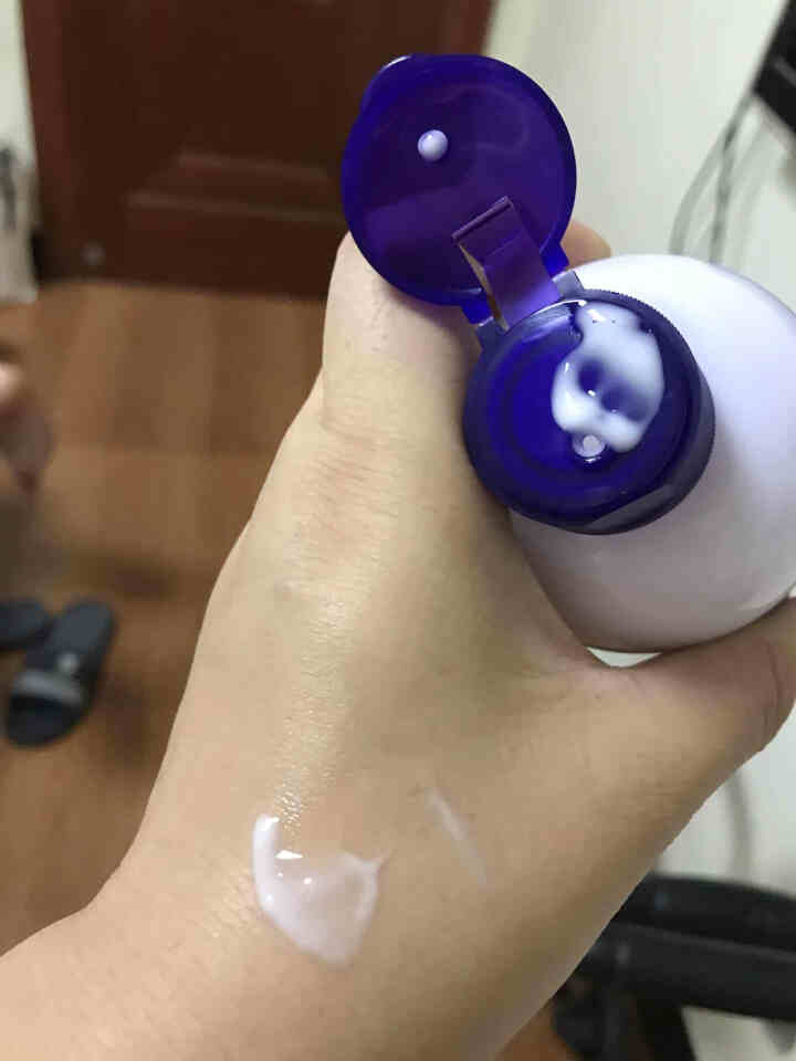 娥佩兰OPERA 薏苡仁精华乳液230ml（面霜 温和不刺激 补水保湿）怎么样，好用吗，口碑，心得，评价，试用报告,第4张