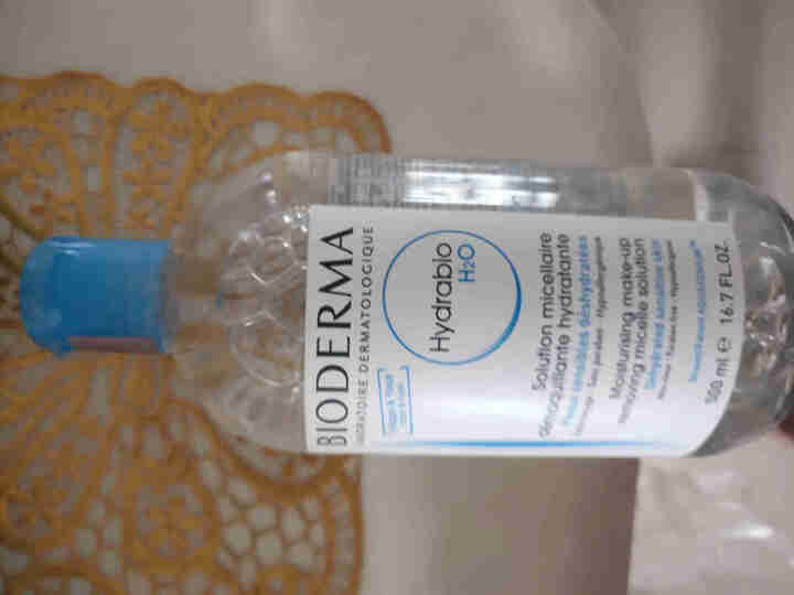 法国贝德玛（BIODERMA）润妍水润保湿洁肤液500ml （卸妆水 深层清洁 蓝水 补水焕肤 干皮 眼唇 原装进口）怎么样，好用吗，口碑，心得，评价，试用报告,第4张