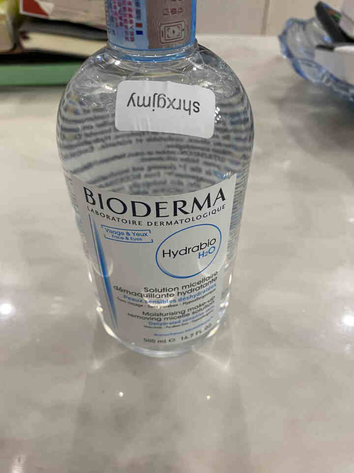 法国贝德玛（BIODERMA）润妍水润保湿洁肤液500ml （卸妆水 深层清洁 蓝水 补水焕肤 干皮 眼唇 原装进口）怎么样，好用吗，口碑，心得，评价，试用报告,第2张