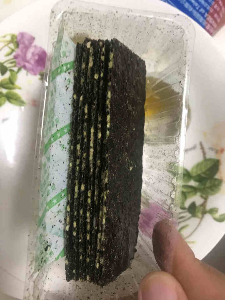 窝小芽芝麻夹心海苔脆即食儿童盒装紫菜孕妇宝宝休闲零食夹心海苔 芝麻海苔怎么样，好用吗，口碑，心得，评价，试用报告,第3张