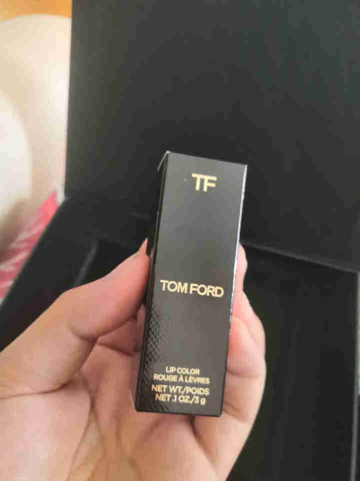 【母亲节送礼】汤姆福特（TOM FORD）TF口红80 烈焰幻魅唇膏16 经典黑金唇膏15#08# 烈焰幻魅15#奶油姜橘色（送礼盒礼袋+香水小样）怎么样，好用,第3张