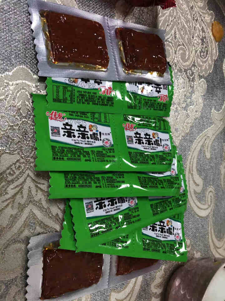 佳龙亲亲嘴辣条零食大礼包30包素大刀肉儿时辣条8090怀旧麻辣零食小吃 麦辣鸡汁味（20片）怎么样，好用吗，口碑，心得，评价，试用报告,第2张