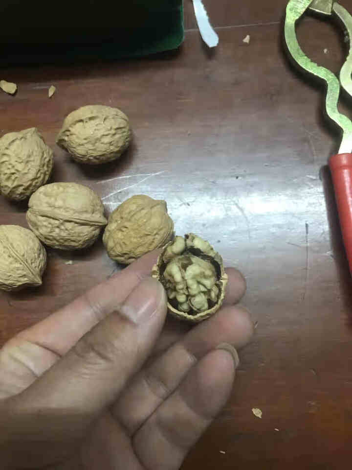 云南薄皮核桃500g*3袋老树核桃坚果 核桃仁手剥纸皮核桃 孕妇干果休闲零食原味生核桃2020新货 500g*1袋（一捏就碎）怎么样，好用吗，口碑，心得，评价，,第4张