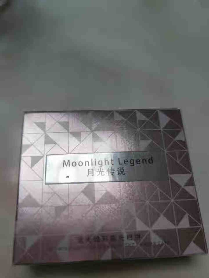 月光传说Moonlight Legend流光溢彩高光粉饼 钻石高光修容提亮肤色 隐形毛孔 土豆泥高光怎么样，好用吗，口碑，心得，评价，试用报告,第2张