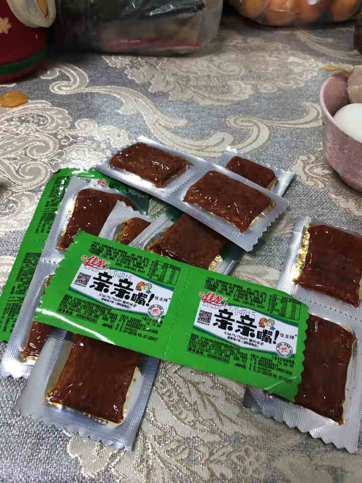 佳龙亲亲嘴辣条零食大礼包30包素大刀肉儿时辣条8090怀旧麻辣零食小吃 麦辣鸡汁味（20片）怎么样，好用吗，口碑，心得，评价，试用报告,第4张