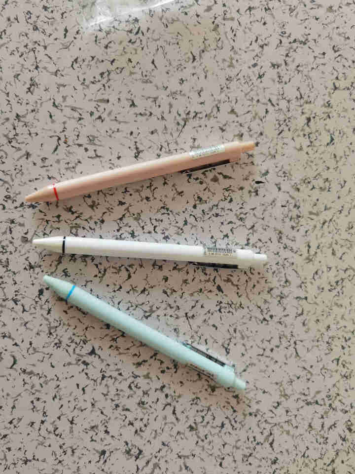 缤乐美（papermate）心心笔系列 马卡龙中性笔G610  黑蓝红色0.5mm3支装怎么样，好用吗，口碑，心得，评价，试用报告,第4张