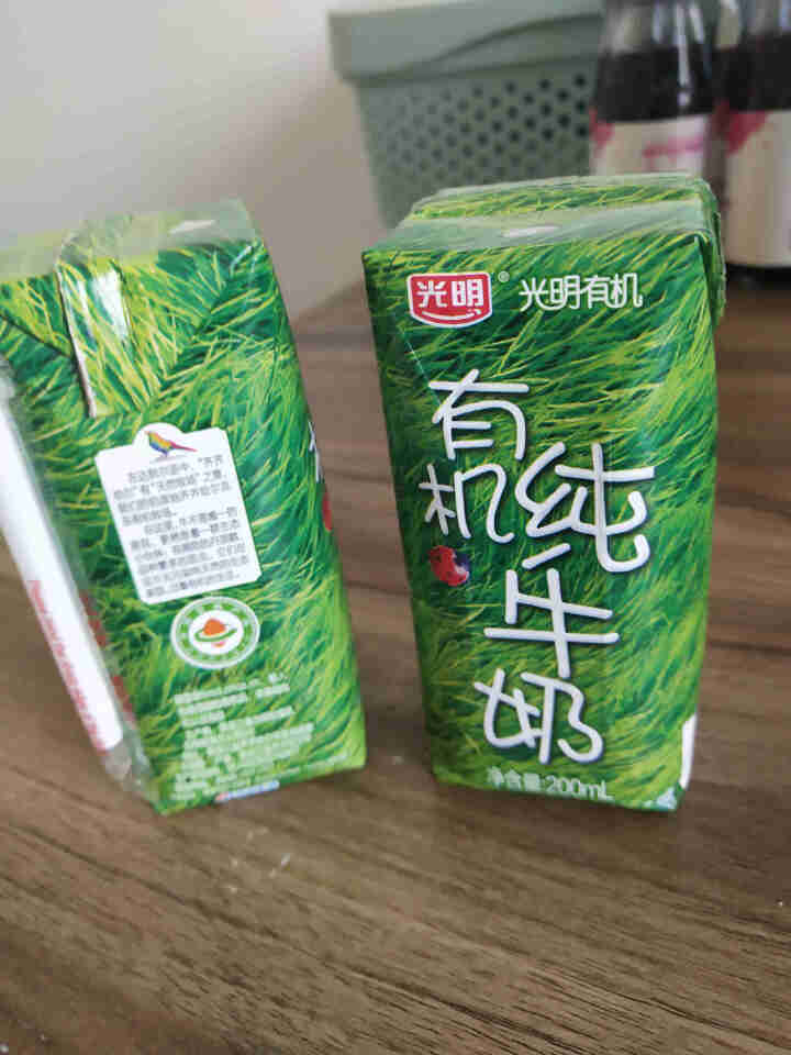 光明 有机纯牛奶全脂纯牛奶200mlx12盒 有机认证（新老包装随机发货） 有机纯奶怎么样，好用吗，口碑，心得，评价，试用报告,第2张