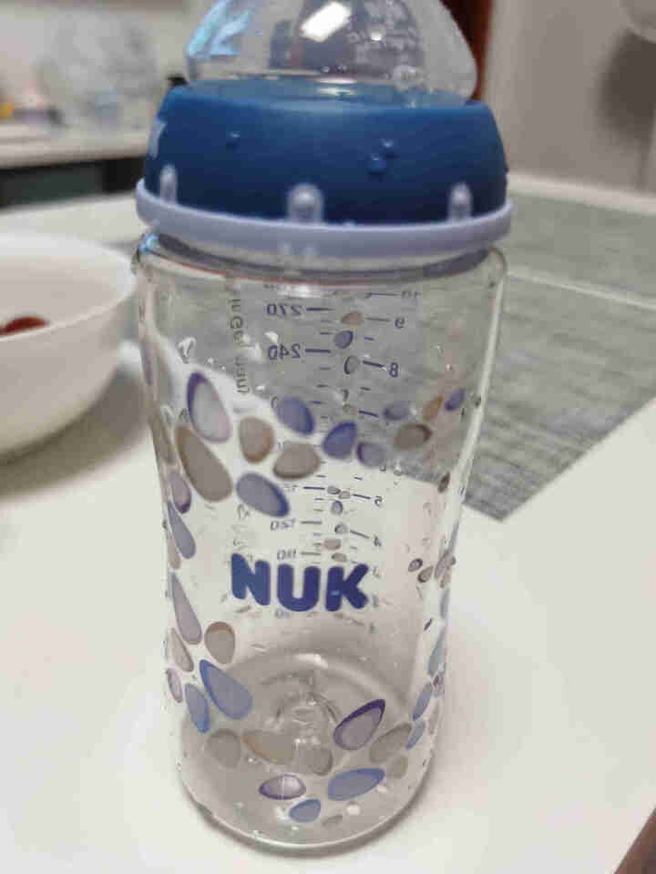 NUK宽口径PA塑料婴儿奶瓶300ml配硅胶防胀气自然实感硅胶奶嘴0,第3张