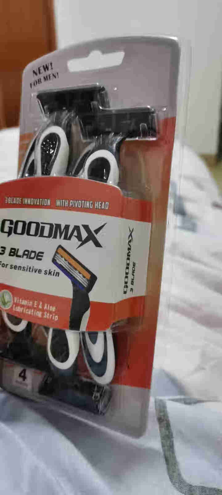 GOODMAX剃须刀进口钢带便携剃须刀手动三层全身水洗锋利刮胡刀 3103/黑白/4支 4支怎么样，好用吗，口碑，心得，评价，试用报告,第4张