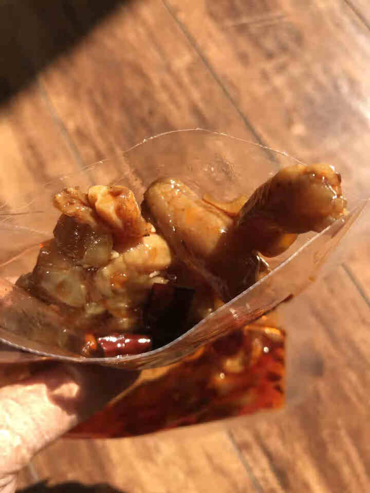 飞吖飞吖藤椒鸡脚筋无骨鸡爪筋去骨凤爪即食卤味网红休闲零食四川麻辣熟食真空袋装 100g*3袋(藤椒味)【人气推荐】怎么样，好用吗，口碑，心得，评价，试用报告,第4张