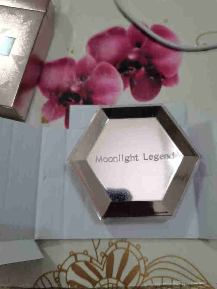 月光传说Moonlight Legend流光溢彩高光粉饼 钻石高光修容提亮肤色 隐形毛孔 土豆泥高光怎么样，好用吗，口碑，心得，评价，试用报告,第3张