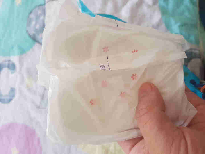 象宝宝(elepbaby)防溢乳垫薄款一次性防溢乳贴3D立体款奶帖隔奶垫孕产妇哺乳防漏溢乳贴喂奶垫100片怎么样，好用吗，口碑，心得，评价，试用报告,第3张