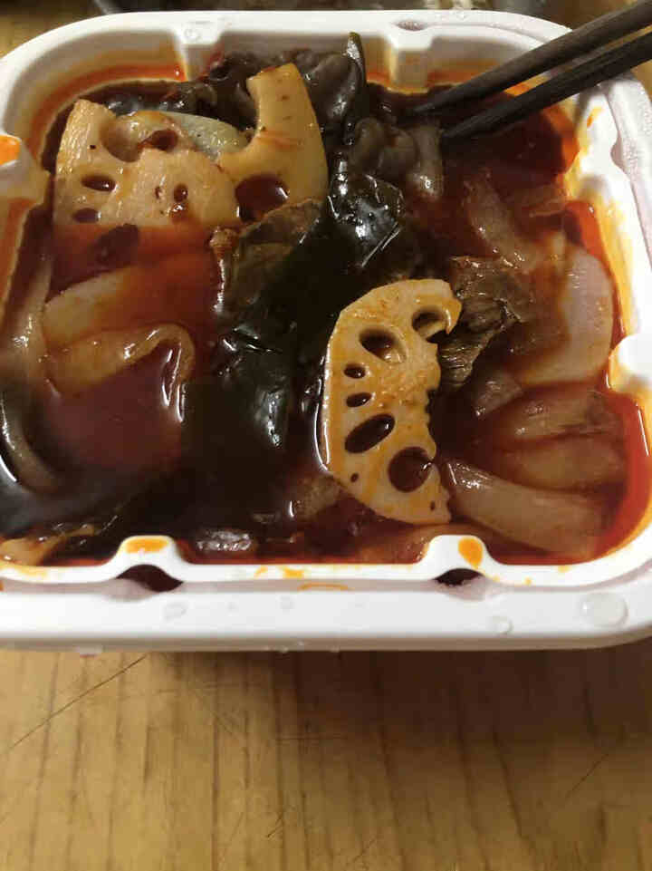 【爱上零食屋】为吃而战自热火锅户外自嗨锅懒人方便既食小火锅 麻辣牛肉怎么样，好用吗，口碑，心得，评价，试用报告,第4张