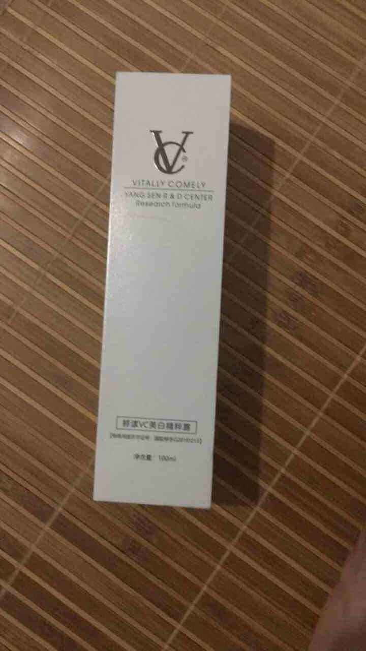 VC 美白精粹露100ml爽肤水化妆水护肤水美白补水去黄提亮肤色淡斑毛孔收缩水 美白精粹露100ml怎么样，好用吗，口碑，心得，评价，试用报告,第2张