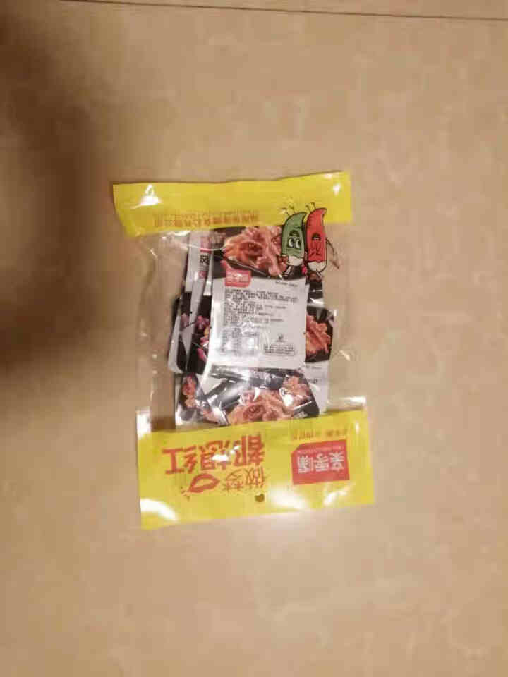 亲零嘴 猪脆骨休闲零食香辣即食肉类熟食小吃下酒菜 做梦都想红,第4张