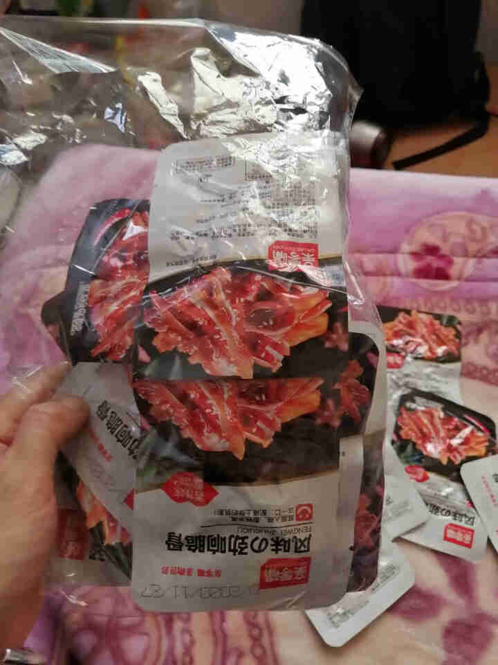 亲零嘴 香辣猪脆骨休闲零食美食品即食肉类零食小吃酒菜麻辣熟食 猪脆骨香辣味25包怎么样，好用吗，口碑，心得，评价，试用报告,第4张