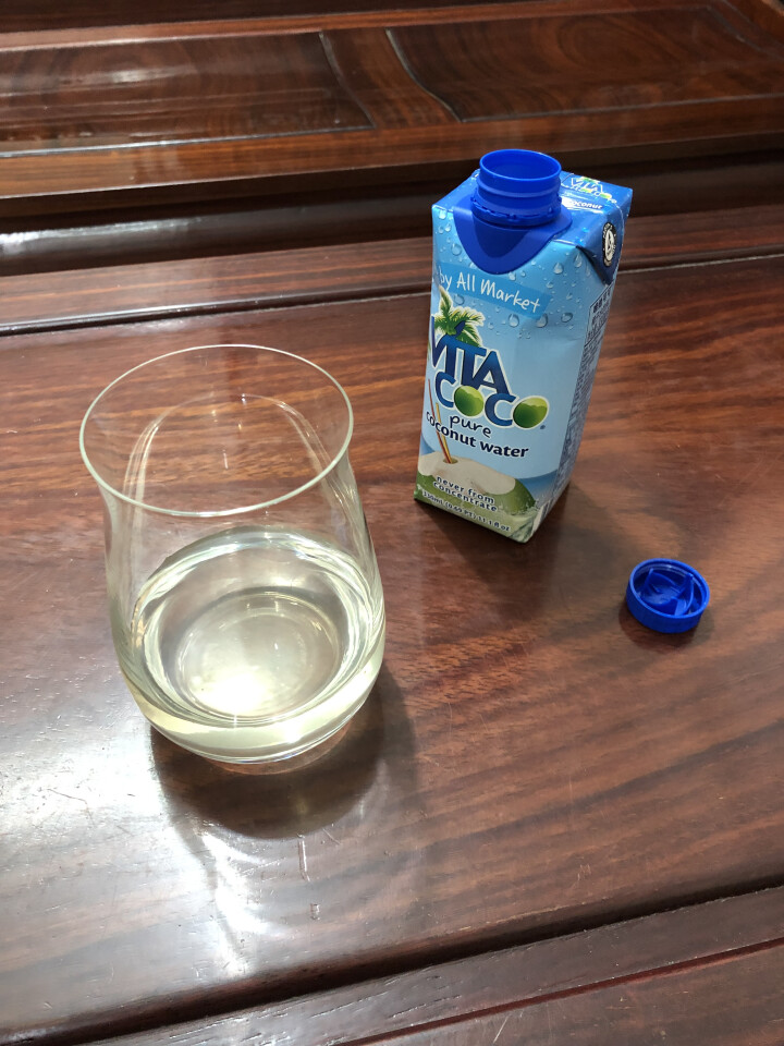 唯他可可（Vita Coco）天然椰子水进口NFC果汁饮料330ml*4瓶怎么样，好用吗，口碑，心得，评价，试用报告,第3张