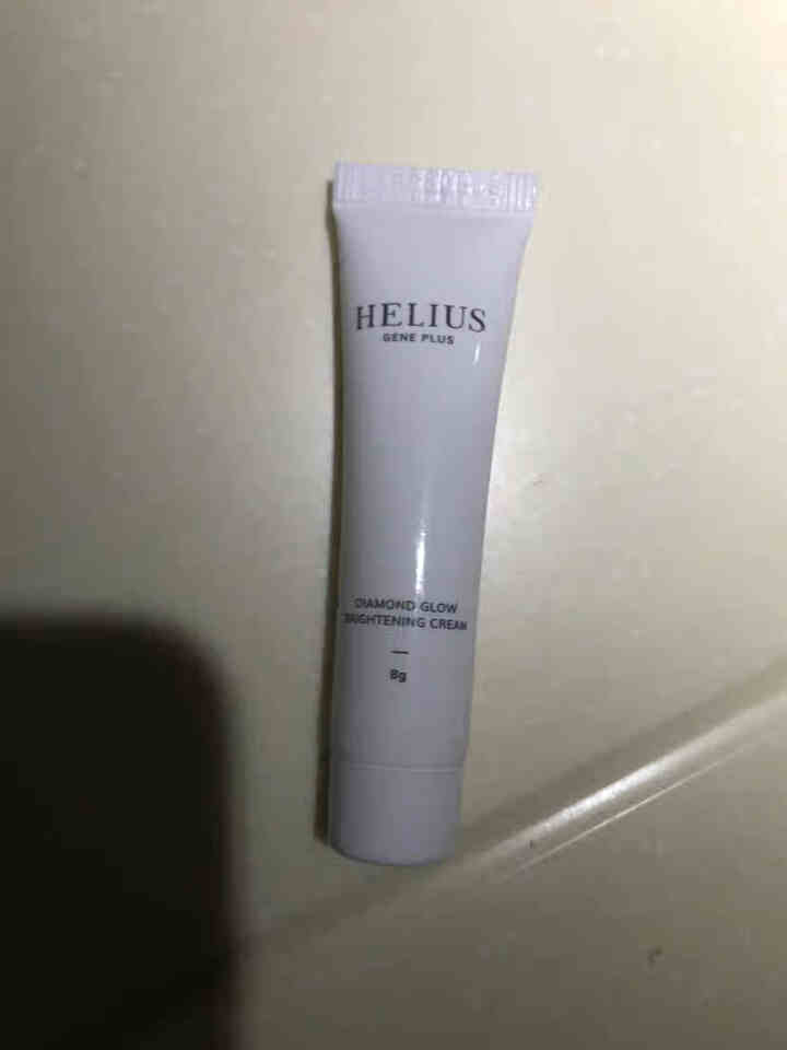 HELIUS/赫丽尔斯钻光皙颜焕肤精华霜面霜补水保湿清爽焕亮不油腻 旅行装8g【不支持7天无理由退货】怎么样，好用吗，口碑，心得，评价，试用报告,第2张