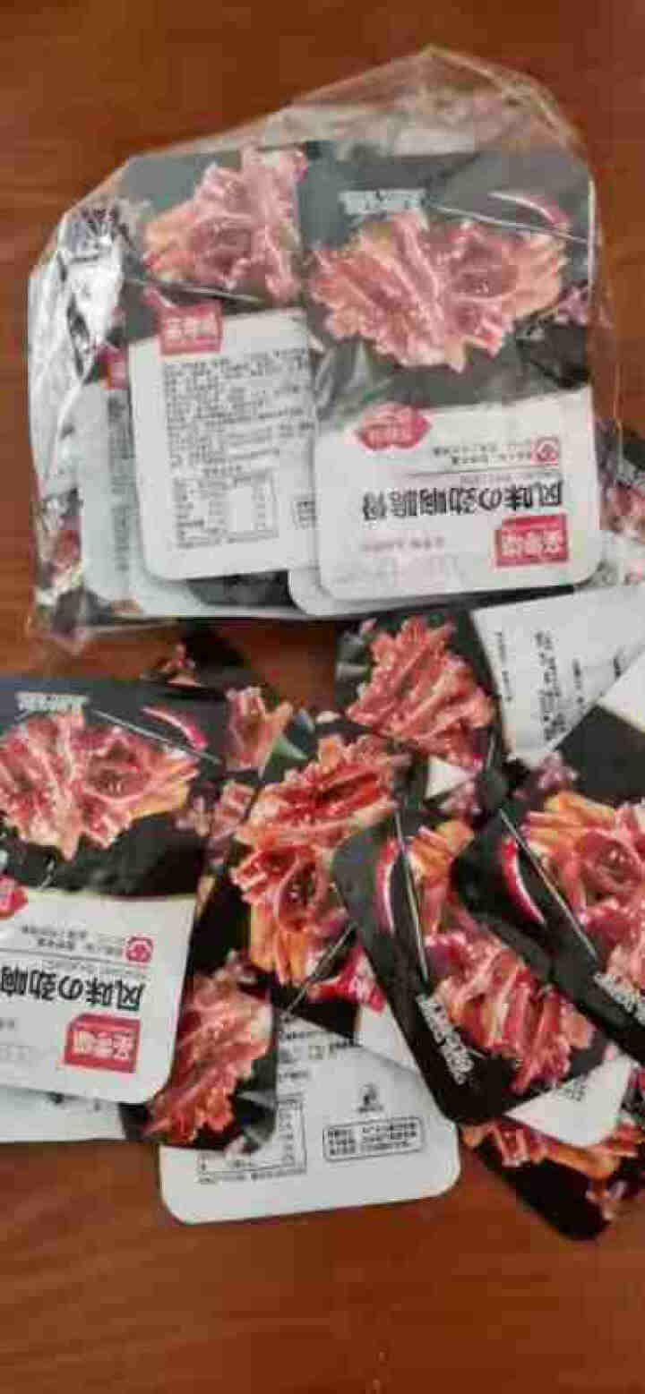 亲零嘴 香辣猪脆骨休闲零食美食品即食肉类零食小吃酒菜麻辣熟食 猪脆骨香辣味25包怎么样，好用吗，口碑，心得，评价，试用报告,第4张