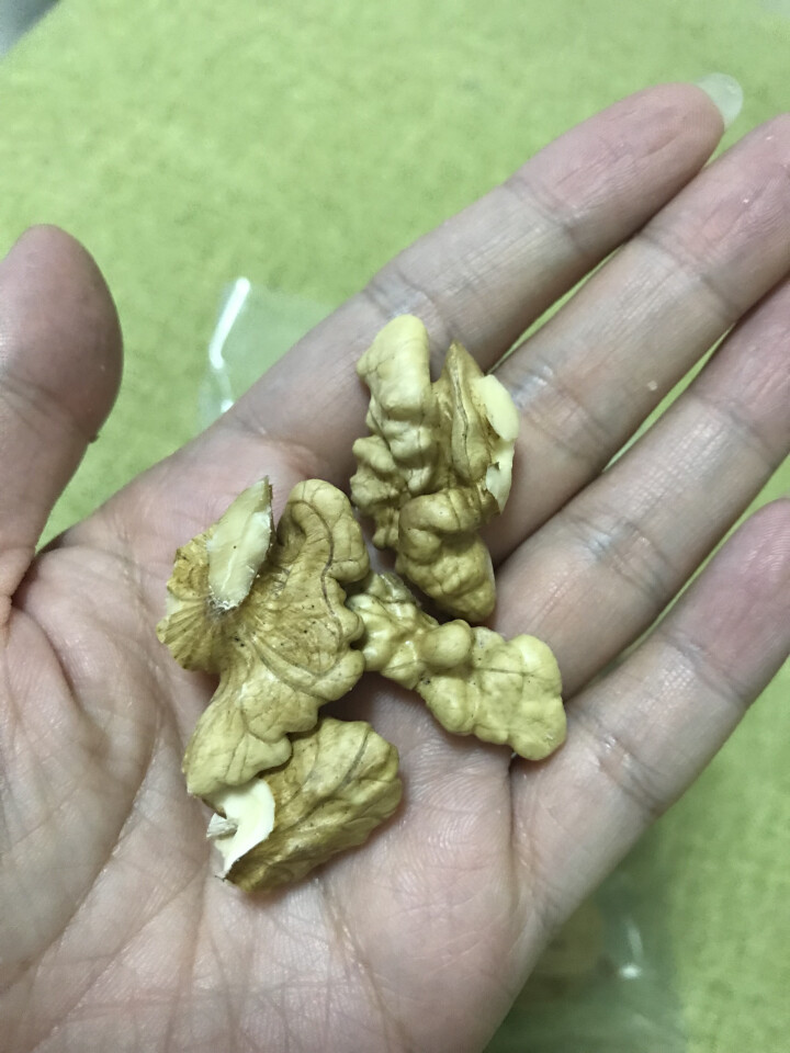 【小鹿范儿】 新疆特产 500G休闲零食2018年新核桃 坚果炒货  阿克苏薄皮核桃 新疆薄皮核桃160G怎么样，好用吗，口碑，心得，评价，试用报告,第4张