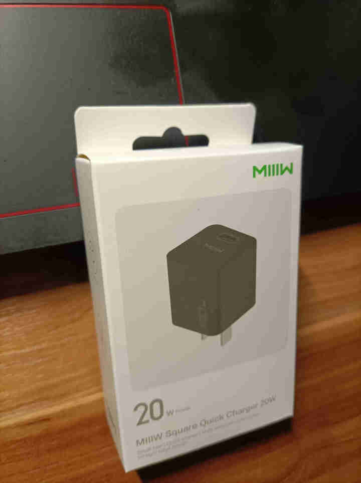 米物（MIIIW）PD苹果充电器 20W快充头 USB,第2张