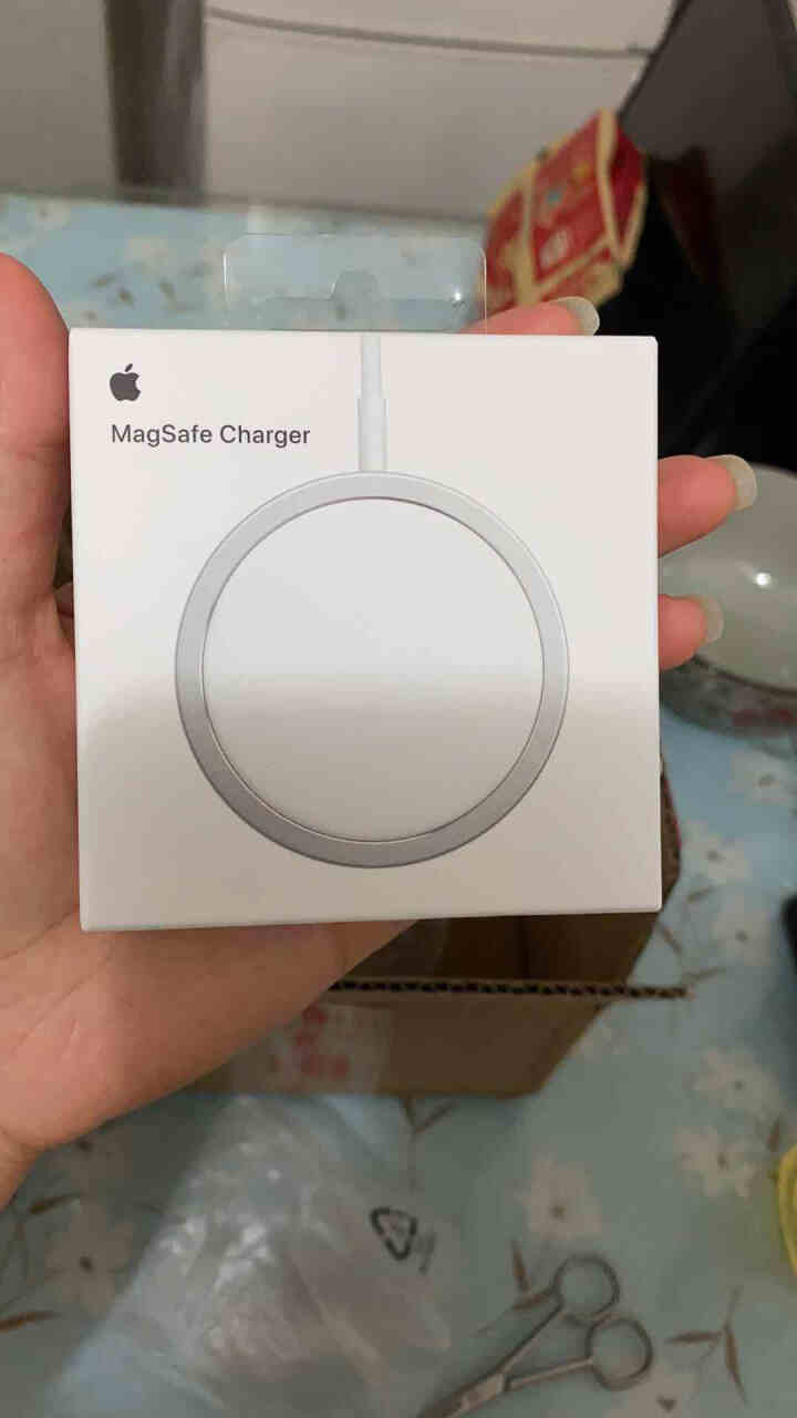 【Apple新品】MagSafe 充电器 （适用iPhone12/12 Pro/XS/X/8P） 白色怎么样，好用吗，口碑，心得，评价，试用报告,第3张