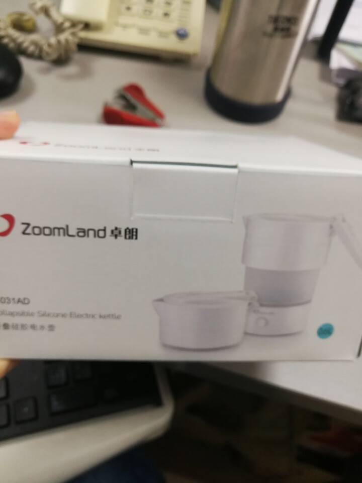 美国卓朗（zoomland）便携式烧水壶 折叠电热水壶出差旅行迷你开水小容量壶食品级硅胶 经典保温款怎么样，好用吗，口碑，心得，评价，试用报告,第4张