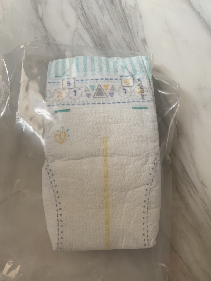 帮宝适（Pampers）一级帮宝适纸尿裤/拉拉裤试用装nb/s/m/l/xl码尿不湿 自封袋小包装 纸尿裤S码3片试用装怎么样，好用吗，口碑，心得，评价，试用报,第2张