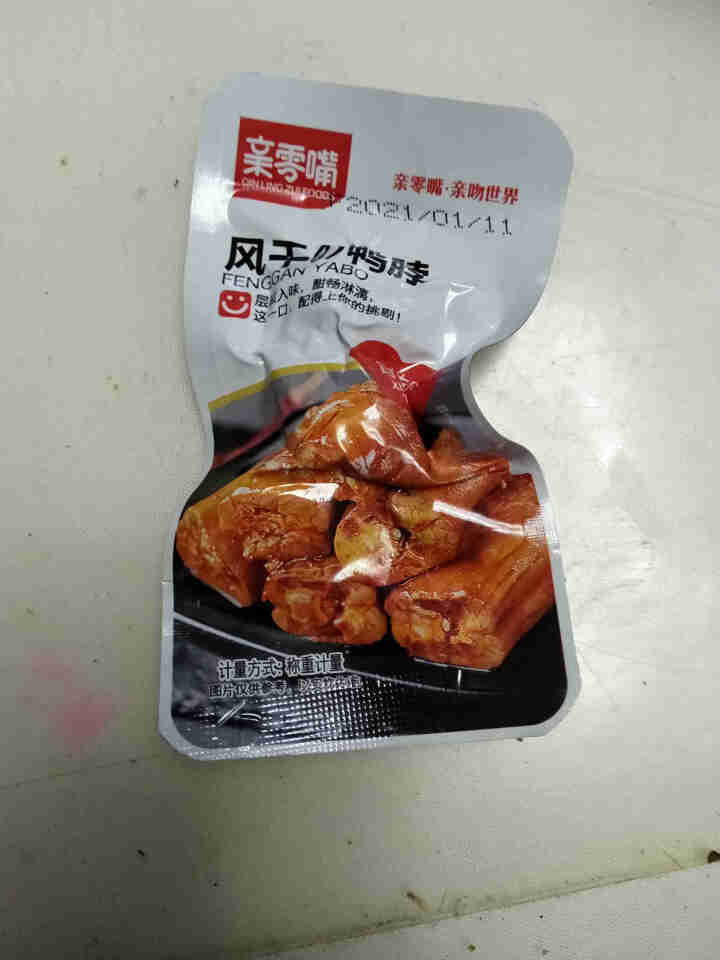 亲零嘴 风干鸭脖420g休闲零食小吃香辣鸭脖子麻辣味卤味即食年货小零食 鸭脖香辣味24包420g怎么样，好用吗，口碑，心得，评价，试用报告,第3张