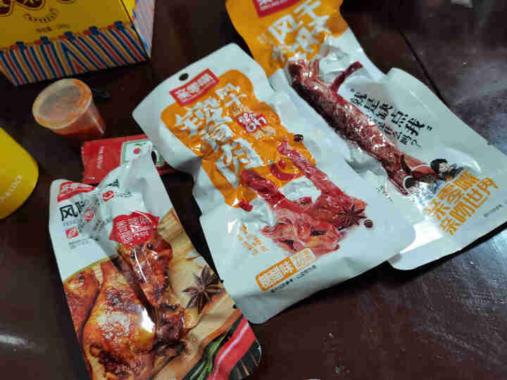 亲零嘴 肉肉零食大礼包一整箱送女友休闲麻辣肉类卤味零食小吃熟食网红礼盒 肉肉零食大礼包怎么样，好用吗，口碑，心得，评价，试用报告,第3张