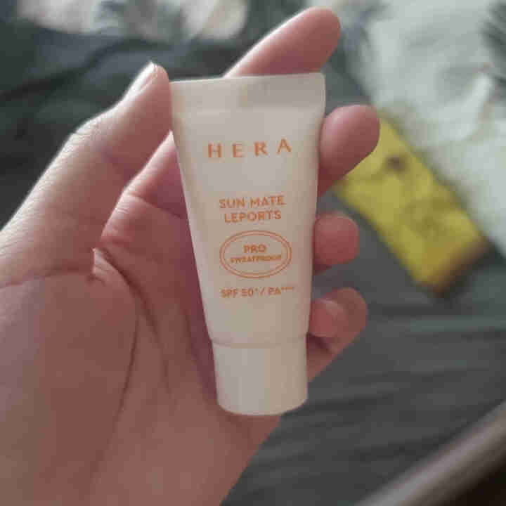 赫妍(HERA)阳光伴靓户外防晒霜(新升级)SPF50+高倍防晒防水防汗清爽隔离 阳光伴靓户外防晒霜15ml(非卖品) 赠品请勿下单怎么样，好用吗，口碑，心得，,第2张