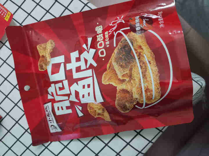 小龙坎 川香麻辣鱼皮 即食海味香酥办公室零食 网红休闲零食小吃50g 1袋怎么样，好用吗，口碑，心得，评价，试用报告,第2张