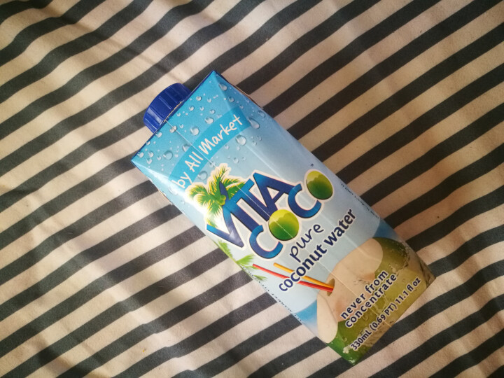 唯他可可（Vita Coco）天然椰子水进口NFC果汁饮料330ml*4瓶怎么样，好用吗，口碑，心得，评价，试用报告,第3张