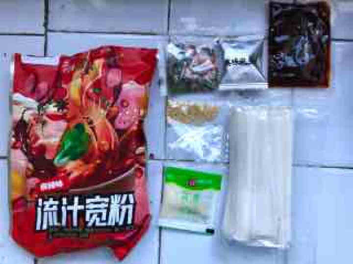 粉呆呆 麻辣流汁宽粉带料包 甘肃定西土豆宽粉 螺霸王酸辣螺蛳粉白家陈记马铃薯粉条 速食宽粉 粉呆呆流汁宽粉 271g*1袋怎么样，好用吗，口碑，心得，评价，试用,第3张