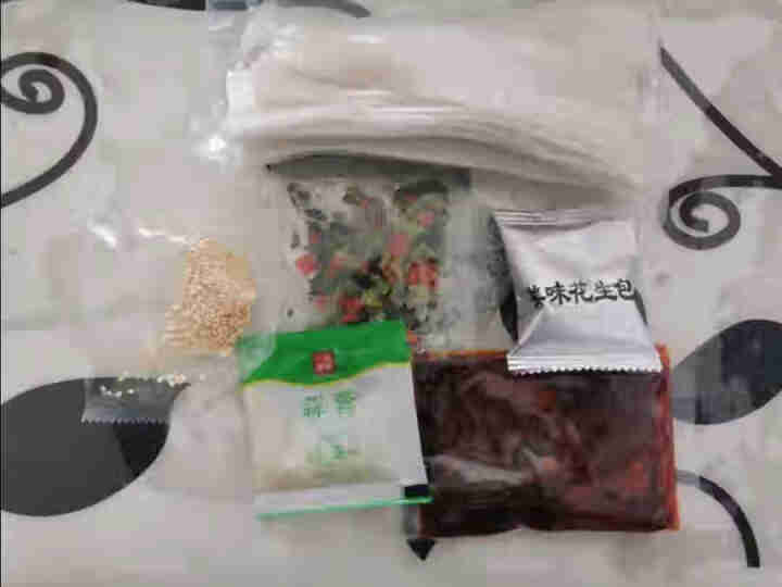 粉呆呆 麻辣流汁宽粉带料包 甘肃定西土豆宽粉 螺霸王酸辣螺蛳粉白家陈记马铃薯粉条 速食宽粉 粉呆呆流汁宽粉 271g*1袋怎么样，好用吗，口碑，心得，评价，试用,第4张