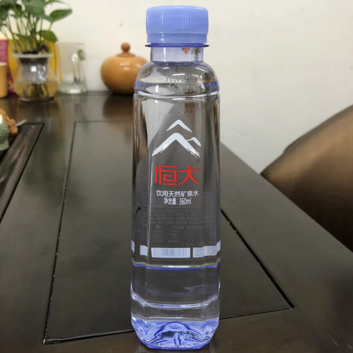 恒大 天然矿泉水 饮用水 瓶装水 非纯净水商务用水 570ml*1瓶（样品不售卖）怎么样，好用吗，口碑，心得，评价，试用报告,第2张