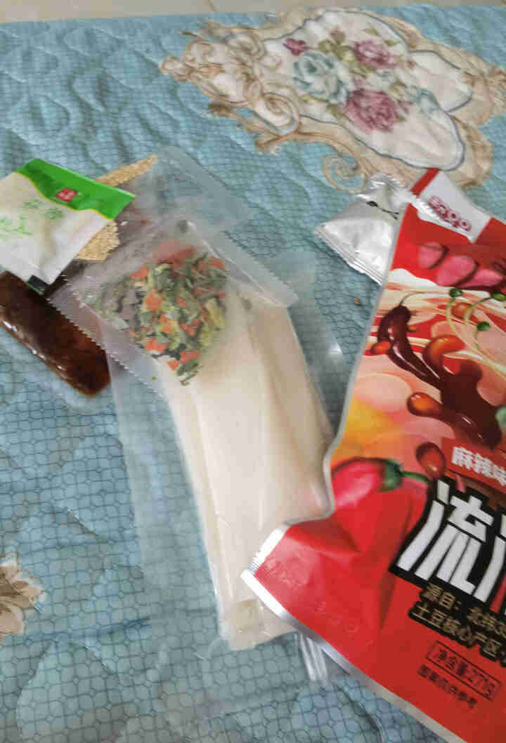 粉呆呆 麻辣流汁宽粉带料包 甘肃定西土豆宽粉 螺霸王酸辣螺蛳粉白家陈记马铃薯粉条 速食宽粉 粉呆呆流汁宽粉 271g*1袋怎么样，好用吗，口碑，心得，评价，试用,第2张