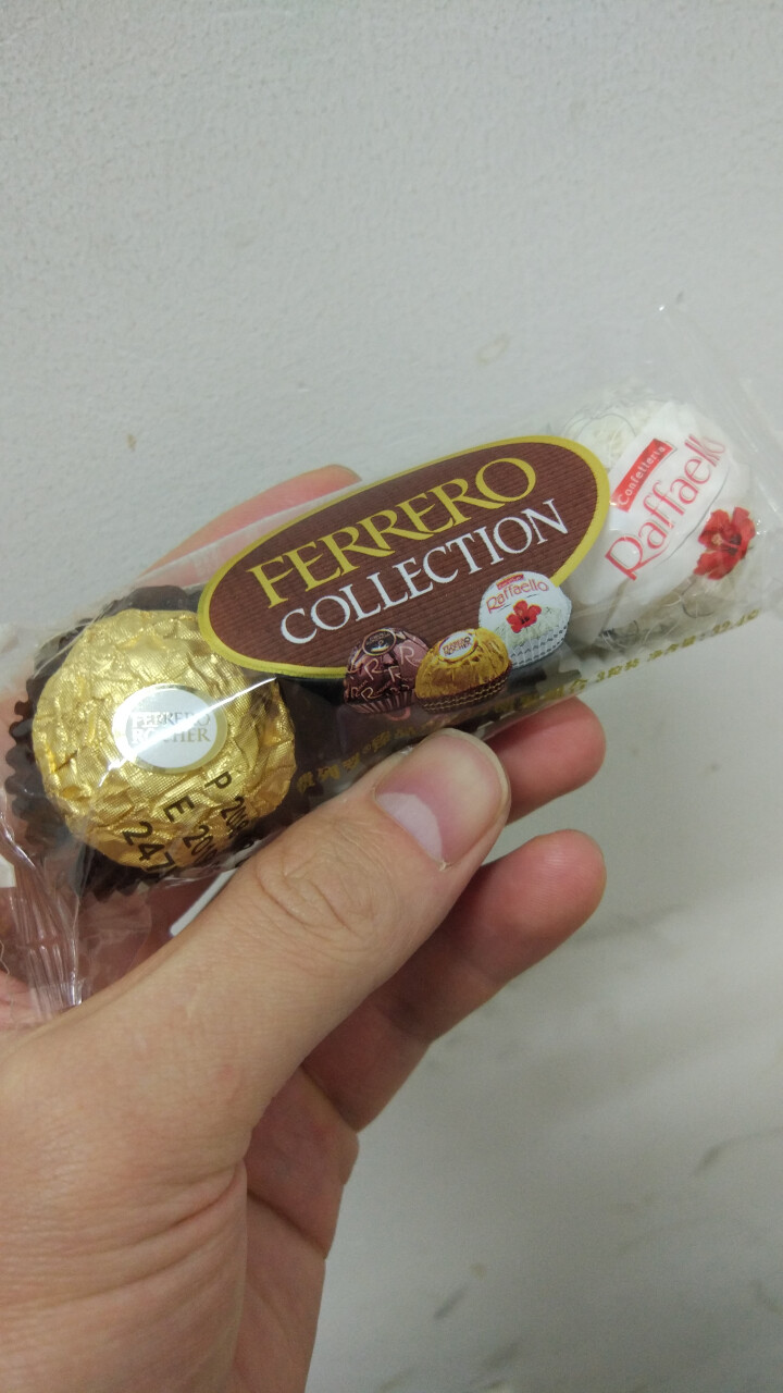 费列罗（Ferrero Rocher）费列罗臻品巧克力三色球糖果零食送女友婚庆喜糖3粒装怎么样，好用吗，口碑，心得，评价，试用报告,第3张