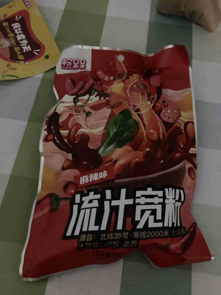 粉呆呆 麻辣流汁宽粉带料包 甘肃定西土豆宽粉 螺霸王酸辣螺蛳粉白家陈记马铃薯粉条 速食宽粉 粉呆呆流汁宽粉 271g*1袋怎么样，好用吗，口碑，心得，评价，试用,第2张