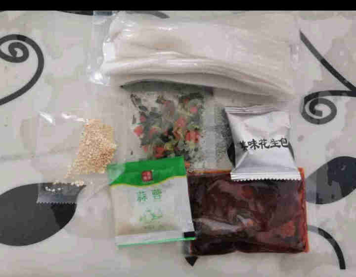 粉呆呆 麻辣流汁宽粉带料包 甘肃定西土豆宽粉 螺霸王酸辣螺蛳粉白家陈记马铃薯粉条 速食宽粉 粉呆呆流汁宽粉 271g*1袋怎么样，好用吗，口碑，心得，评价，试用,第3张