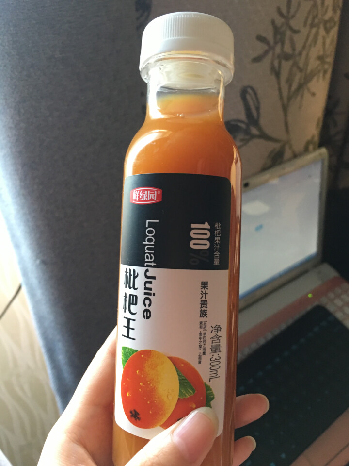 鲜绿园 枇杷汁100%枇杷王枇杷原浆果汁饮料大瓶饮料300ml 单瓶装试饮活动怎么样，好用吗，口碑，心得，评价，试用报告,第4张