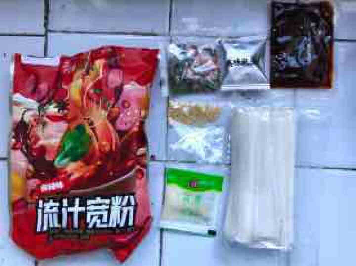 粉呆呆 麻辣流汁宽粉带料包 甘肃定西土豆宽粉 螺霸王酸辣螺蛳粉白家陈记马铃薯粉条 速食宽粉 粉呆呆流汁宽粉 271g*1袋怎么样，好用吗，口碑，心得，评价，试用,第2张