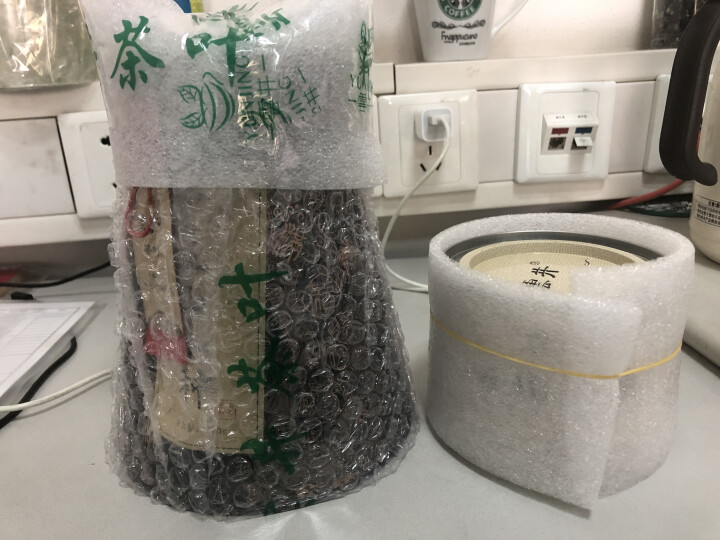 【买1赠1】雲井 正山小种红茶茶叶手工武夷山原产小种红茶特级罐装共200g 两罐400g怎么样，好用吗，口碑，心得，评价，试用报告,第2张