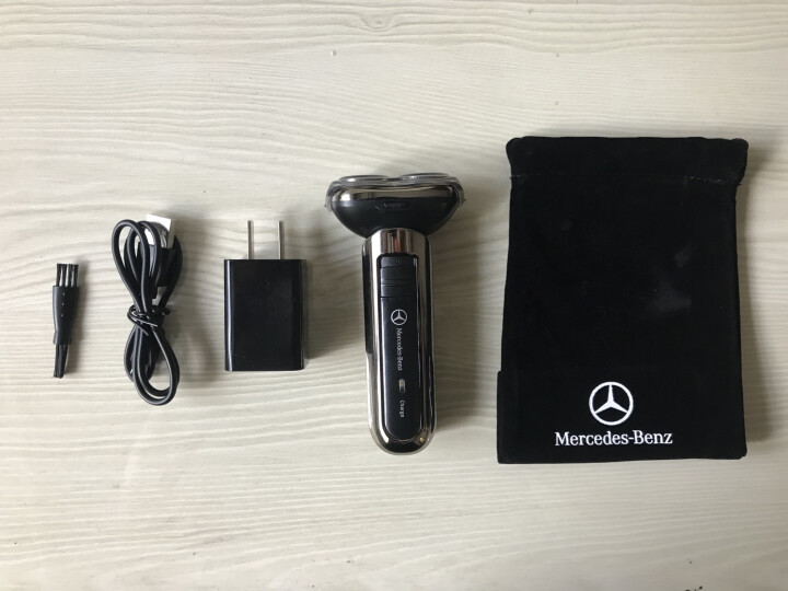 梅赛德斯奔驰（Mercedes Benz）电动剃须刀迷你刮胡刀E,第2张