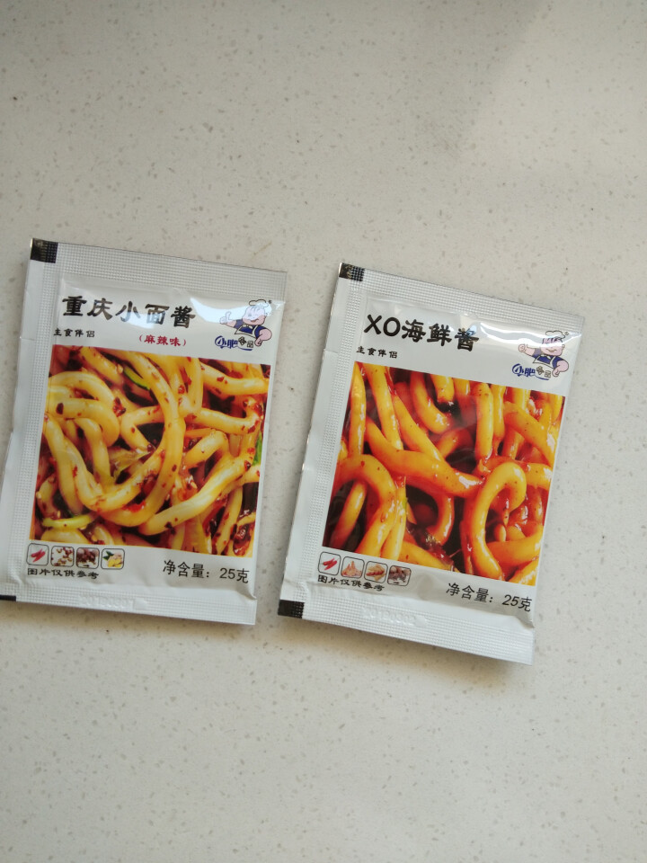 小肥拌饭25g*20袋XO海鲜酱重庆小面酱拌面酱料包小包装香辣麻辣味袋装 25g重庆小面+XO海鲜酱各一袋怎么样，好用吗，口碑，心得，评价，试用报告,第2张