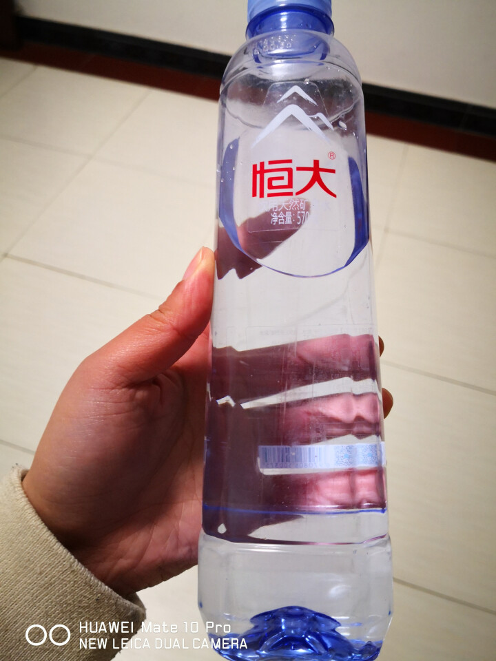 恒大 天然矿泉水 饮用水 瓶装水 非纯净水商务用水 570ml*1瓶（样品不售卖）怎么样，好用吗，口碑，心得，评价，试用报告,第2张