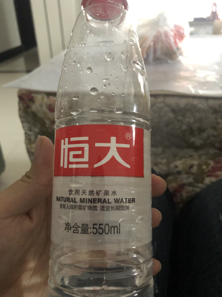 【整箱买一送一】恒大 天然矿泉水饮用水瓶装水非纯净水 550ml*1瓶（样品不售卖）怎么样，好用吗，口碑，心得，评价，试用报告,第4张