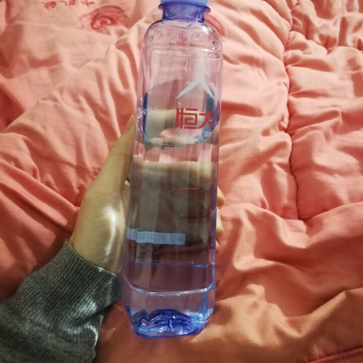 恒大 天然矿泉水 饮用水 瓶装水 非纯净水商务用水 570ml*1瓶（样品不售卖）怎么样，好用吗，口碑，心得，评价，试用报告,第4张