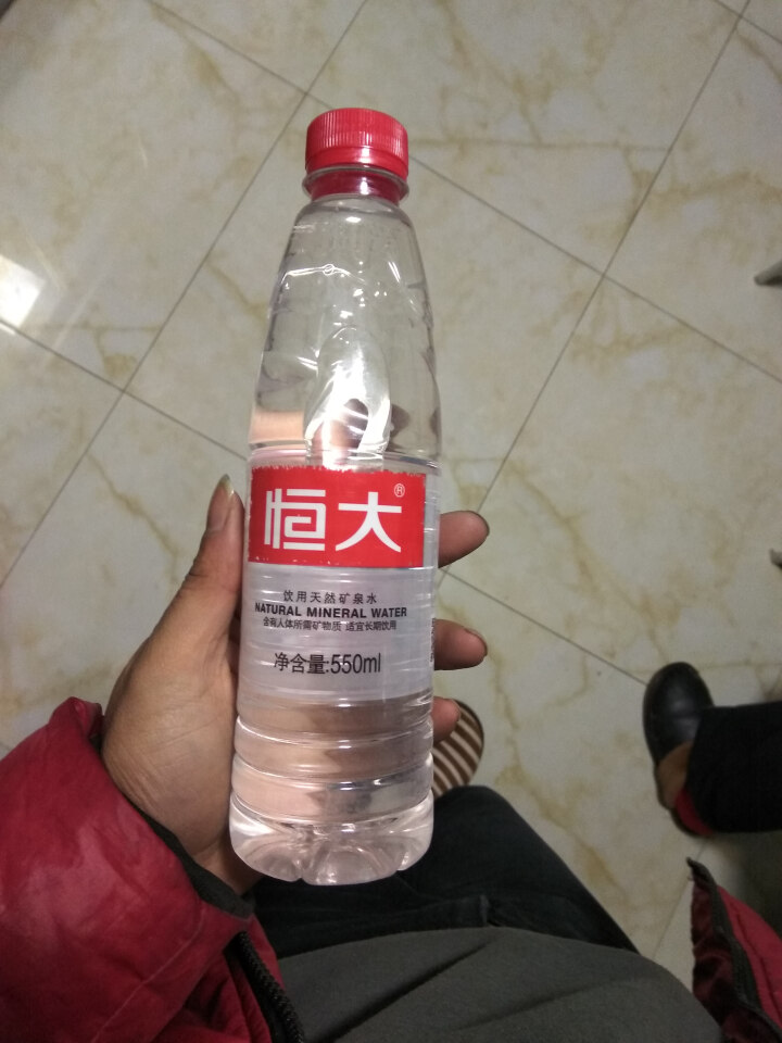 【整箱买一送一】恒大 天然矿泉水饮用水瓶装水非纯净水 550ml*1瓶（样品不售卖）怎么样，好用吗，口碑，心得，评价，试用报告,第4张