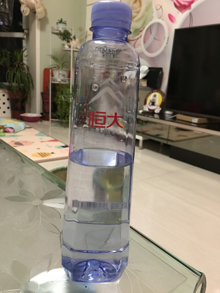 恒大 天然矿泉水 饮用水 瓶装水 非纯净水商务用水 570ml*1瓶（样品不售卖）怎么样，好用吗，口碑，心得，评价，试用报告,第3张